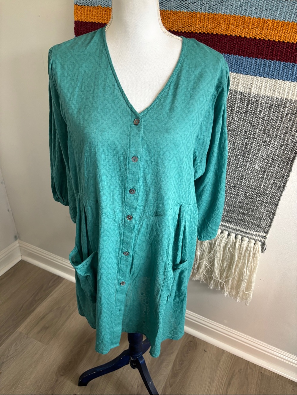 Women's Teal Cotton Button-Front Tunic Top with Pockets